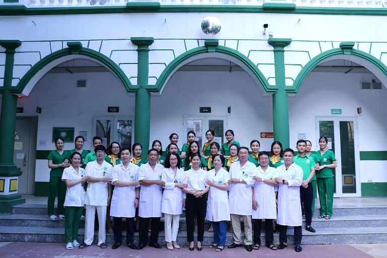 Ths. Bs Đỗ Thanh Hà hiện đang công tác tại Trung tâm Nghiên cứu và Ứng dụng Thuốc dân tộc