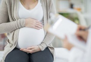 Phụ nữ bị viêm âm đạo có mang thai được không? [Giải đáp thắc mắc]