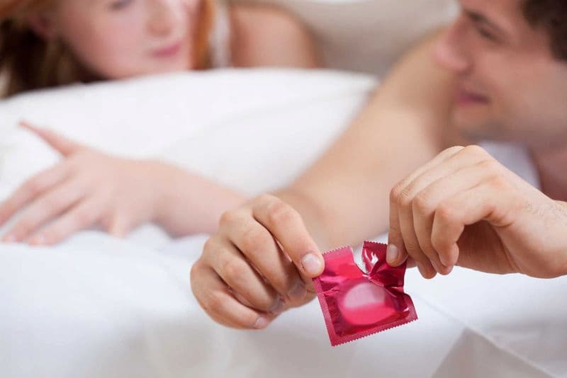 Quan hệ tình dục an toàn là một trong những cách phòng tránh bệnh