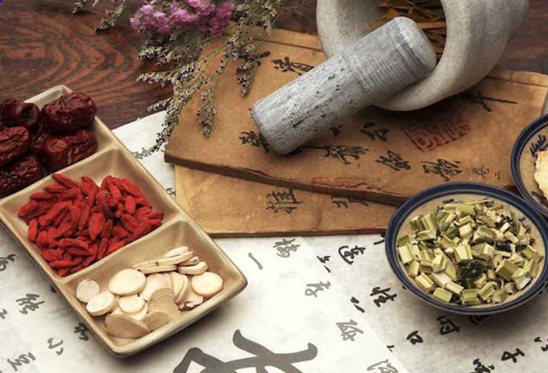 Các bài thuốc đông y cổ truyền có tác dụng tốt được áp dụng thành công ở nhiều mẹ bỉm.