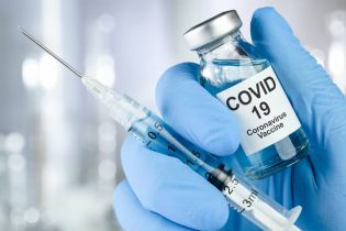 Những biểu hiện cần lưu ý sau khi tiêm vắc xin Covid-19