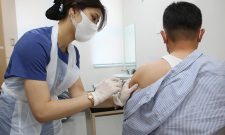 Thêm bằng chứng hóa giải lo ngại về tiêm vaccine COVID-19 và viêm cơ tim